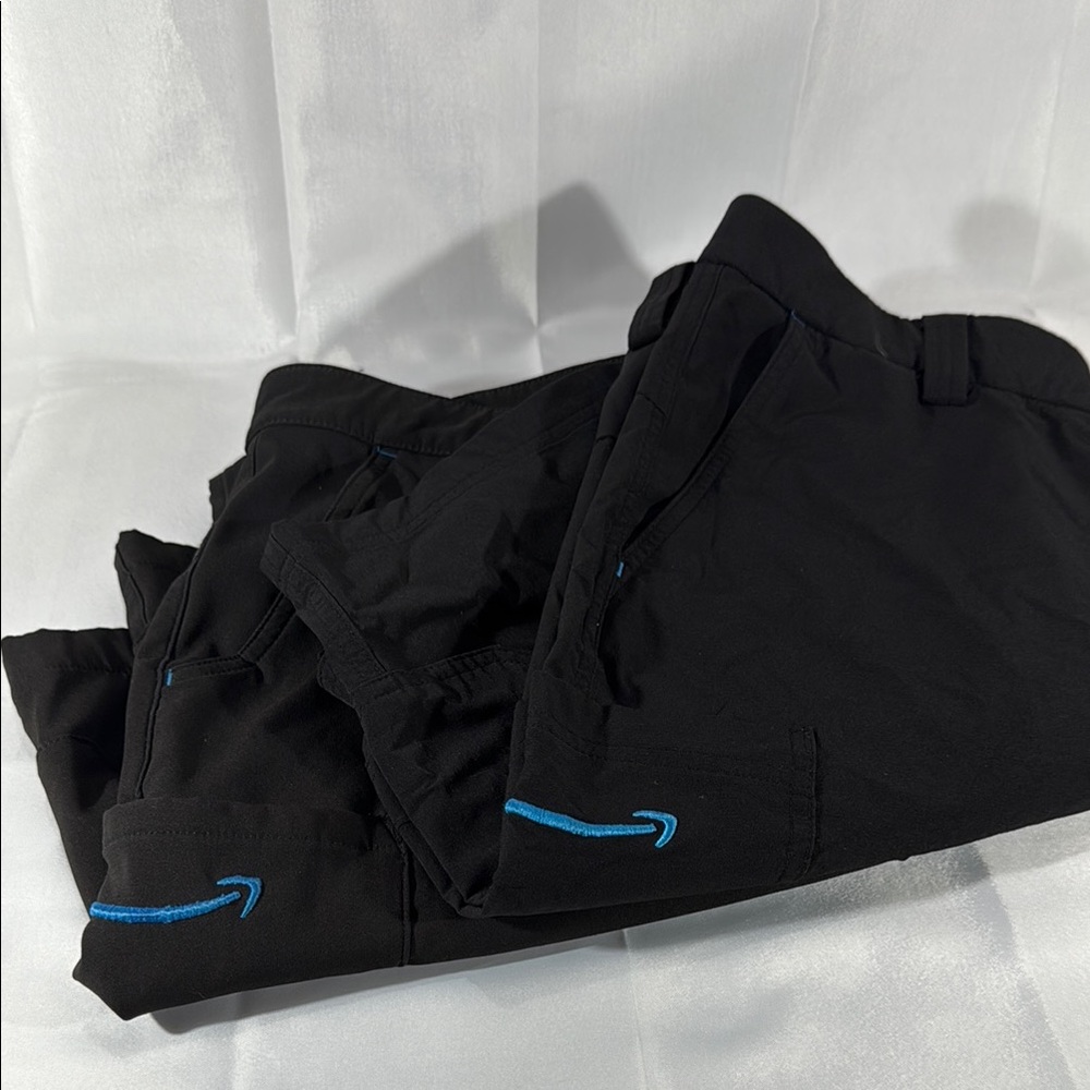 Amazon Essentials Black Cargo worker shorts 2 total